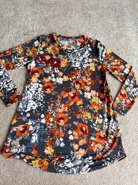 Bom Bom Black Floral Long Sleeve Top – Size Large